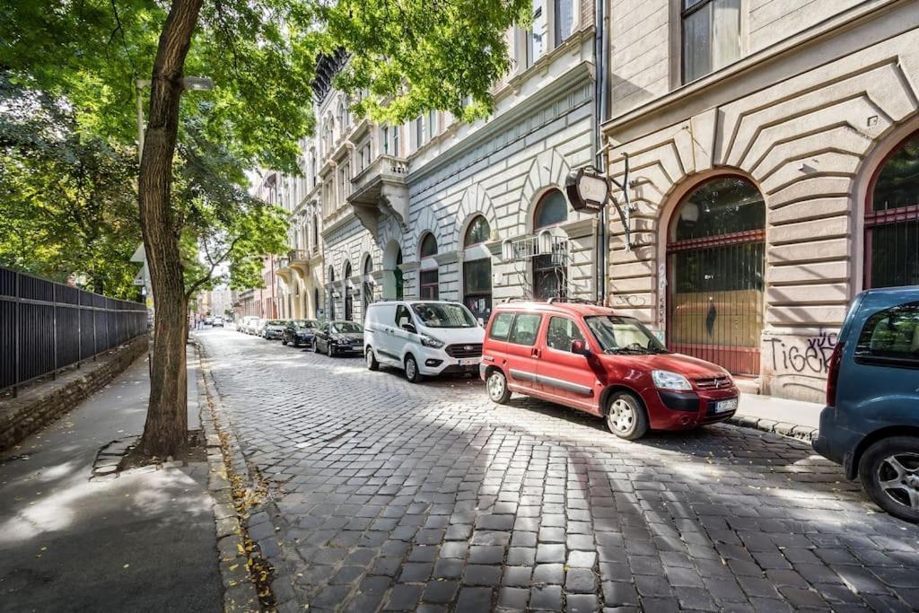 Klauzal Garden City Apartments Budapest Exterior photo